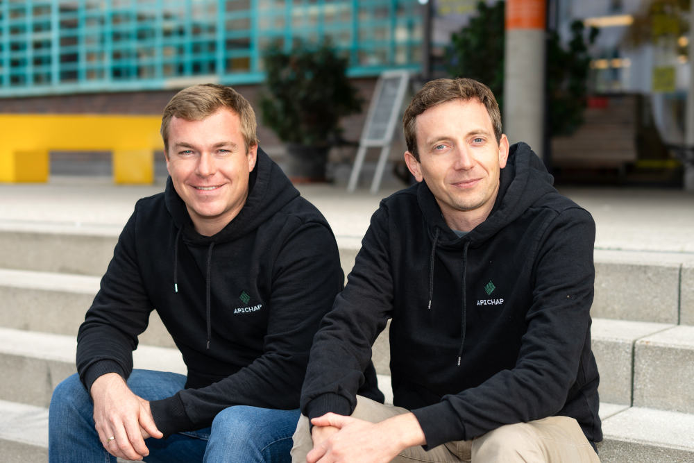 Michael Weißenböck (AI Advocate) and Dominik Rampelt (Developer Enthusiast & API Expert) - Founders of MCP-Builder.ai